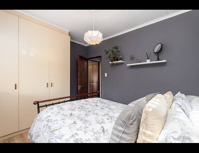 3 BEDROOM FREEHOLD FOR SALE IN PARKLANDS